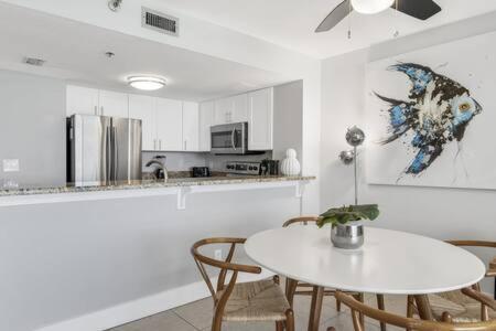 The Oyster By Brightwild-Beachfront Condo 데스틴 외부 사진