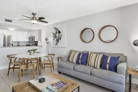 The Oyster By Brightwild-Beachfront Condo 데스틴 외부 사진
