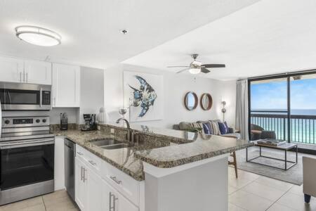 The Oyster By Brightwild-Beachfront Condo 데스틴 외부 사진